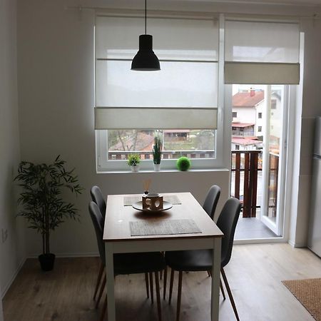 Studio Apartman Tajci Apartman Szluin Kültér fotó