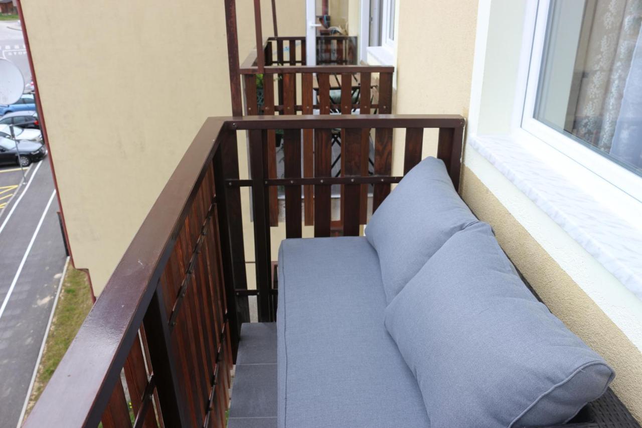 Studio Apartman Tajci Apartman Szluin Kültér fotó