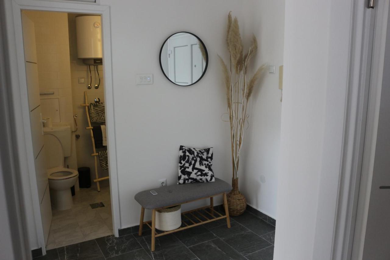 Studio Apartman Tajci Apartman Szluin Kültér fotó